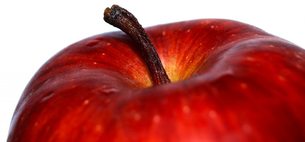 https://patentlaw.jeffer.com/files/2019/01/apple-close-up-edible-89434-pexels-cc0-01.29.2019-1024x478.jpg